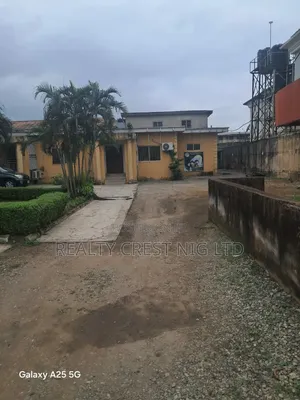 3bdrm Bungalow in Ikeja GRA for rent