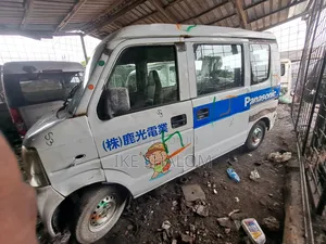 Suzuki Every 2012 White