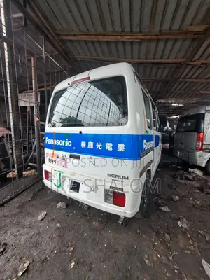 Suzuki Every 2012 White