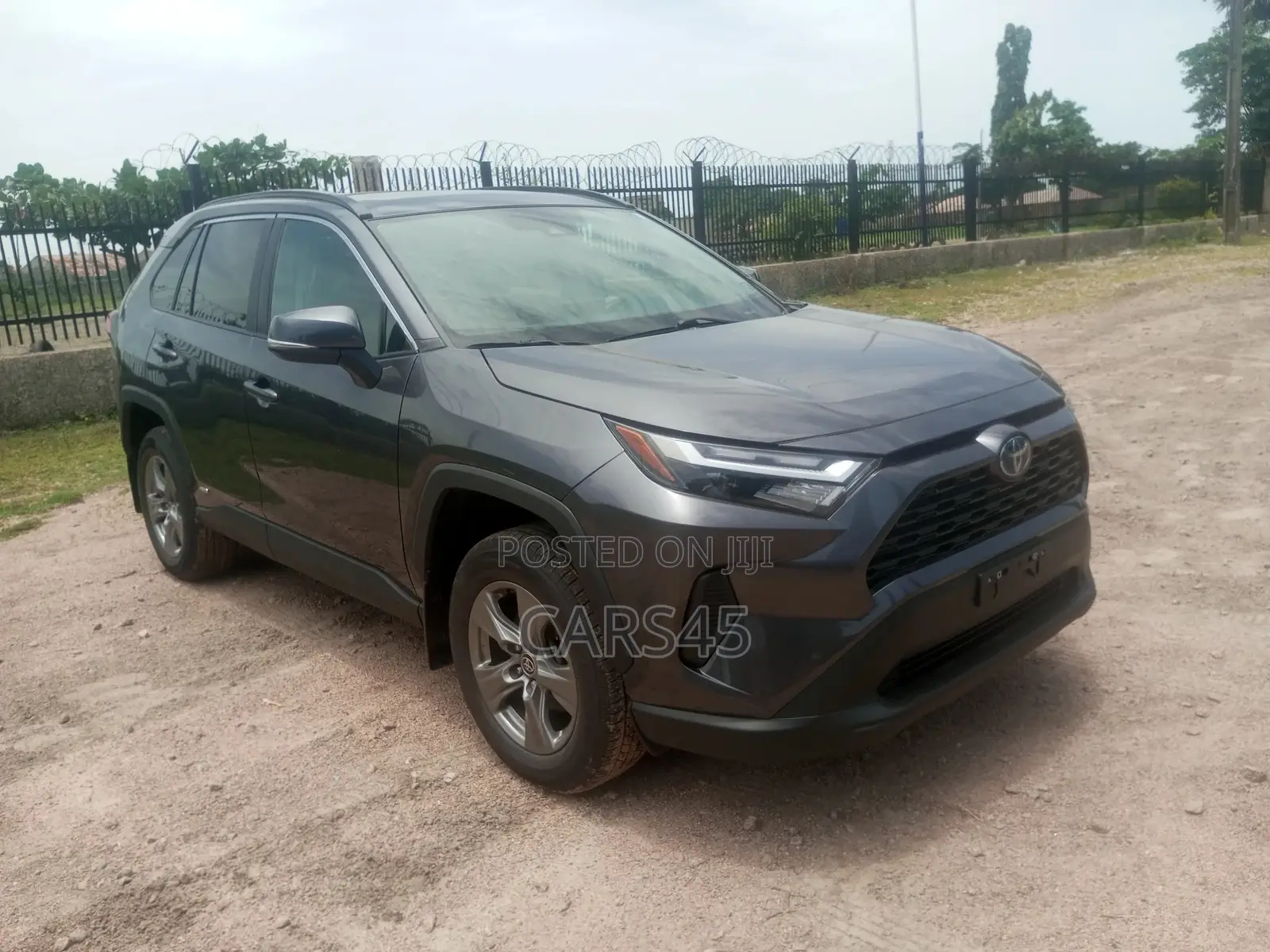 Toyota RAV4 2023 Gray