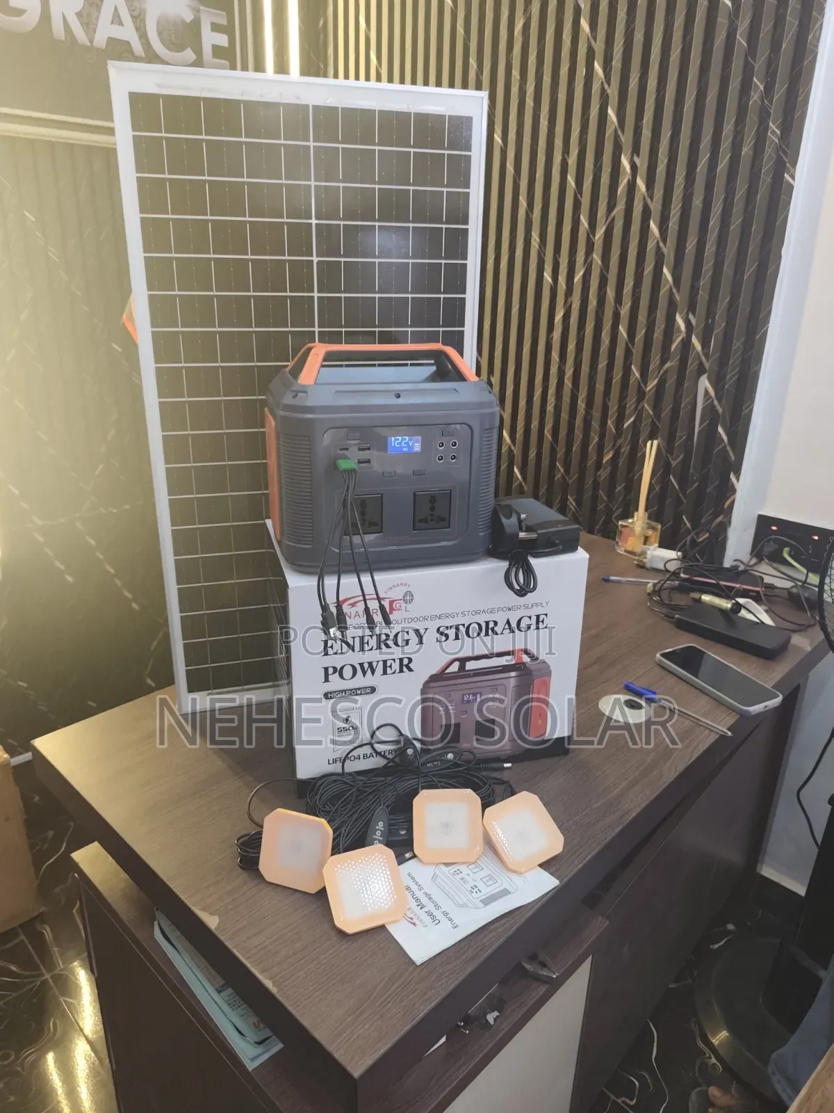 Affordable 350W Solar Generator With Free 50W Solar Panel