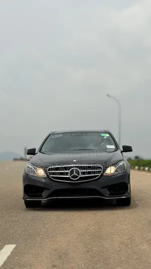 Mercedes-Benz E350 Base 4Matic Sedan AWD (3.5L 6cyl 7A) 2016 Black