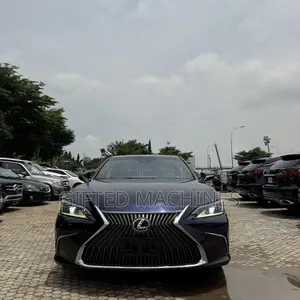 Lexus ES 2020 Blue