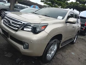 Lexus GX 2013 Gold