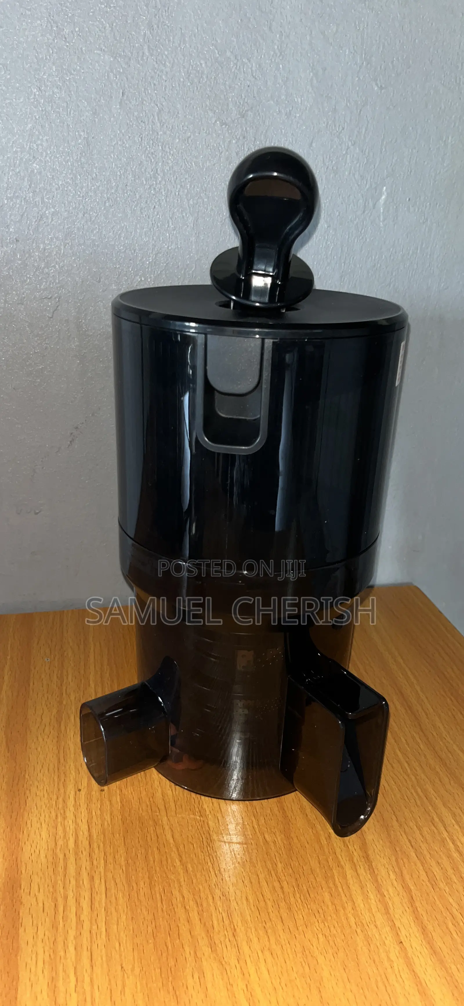 Mokkom Juicer M8