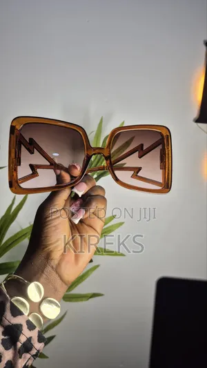 Stylish Women's Fashion Sunglasses