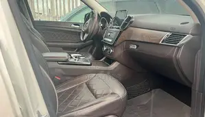 Mercedes-Benz GLE-Class 2017 White