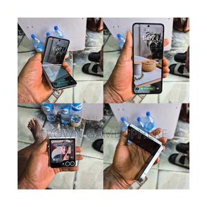Samsung Galaxy Z Flip6 256 GB Silver