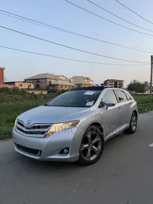 Toyota Venza XLE 2014 Silver