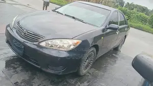Toyota Camry LE 4dr Sedan (2.4L 4cyl 4A) 2004 Blue