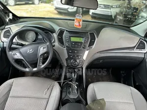 Hyundai Santa Fe 2013 Brown