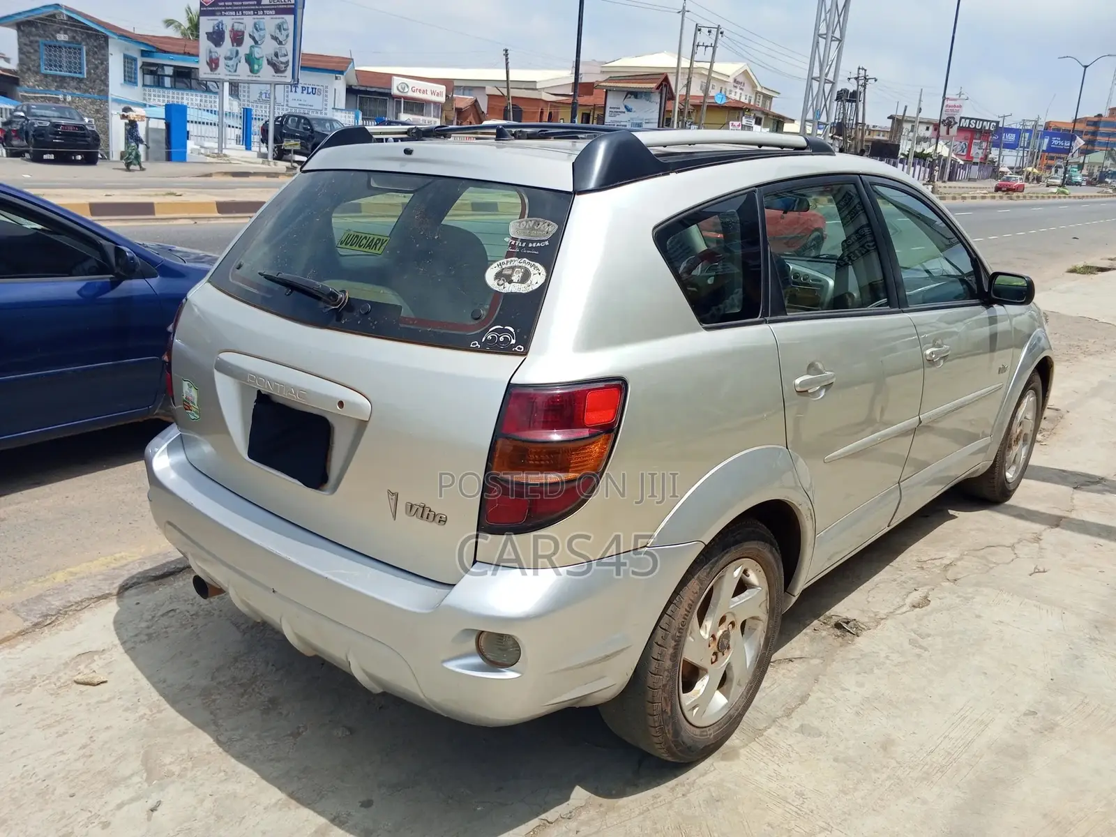 Pontiac Vibe 2004 Silver