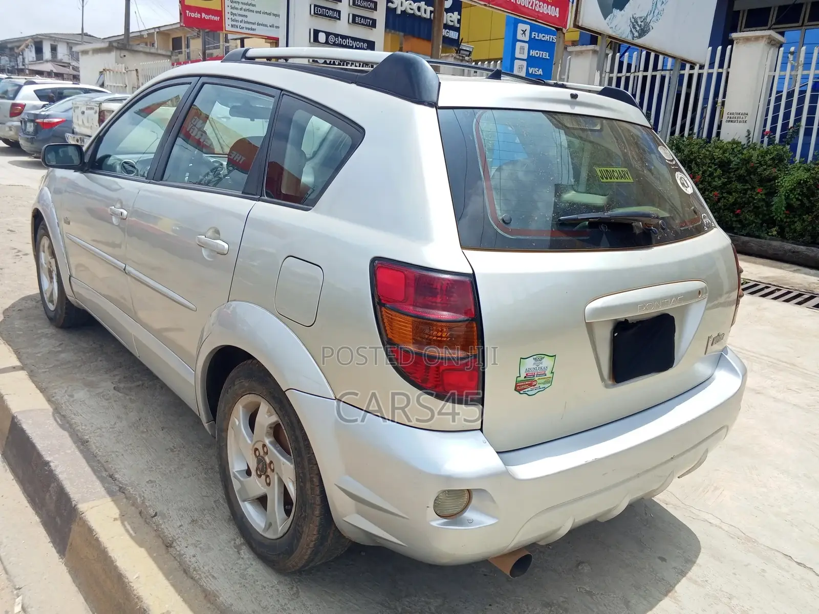 Pontiac Vibe 2004 Silver