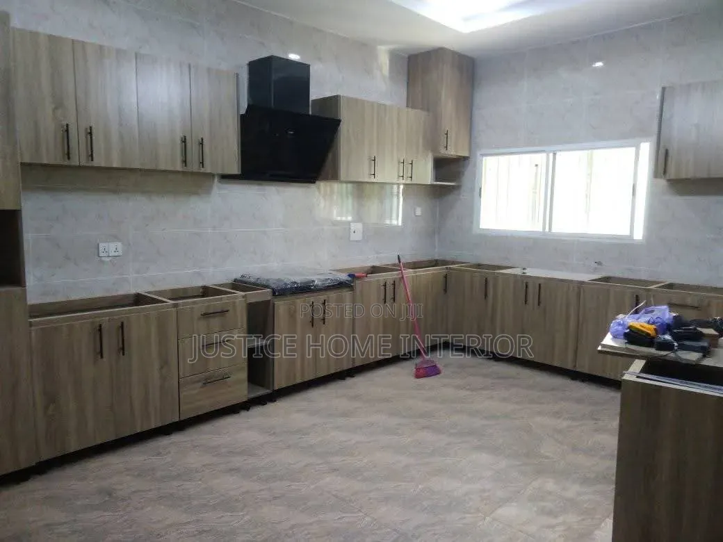 Kitchen Cabinet