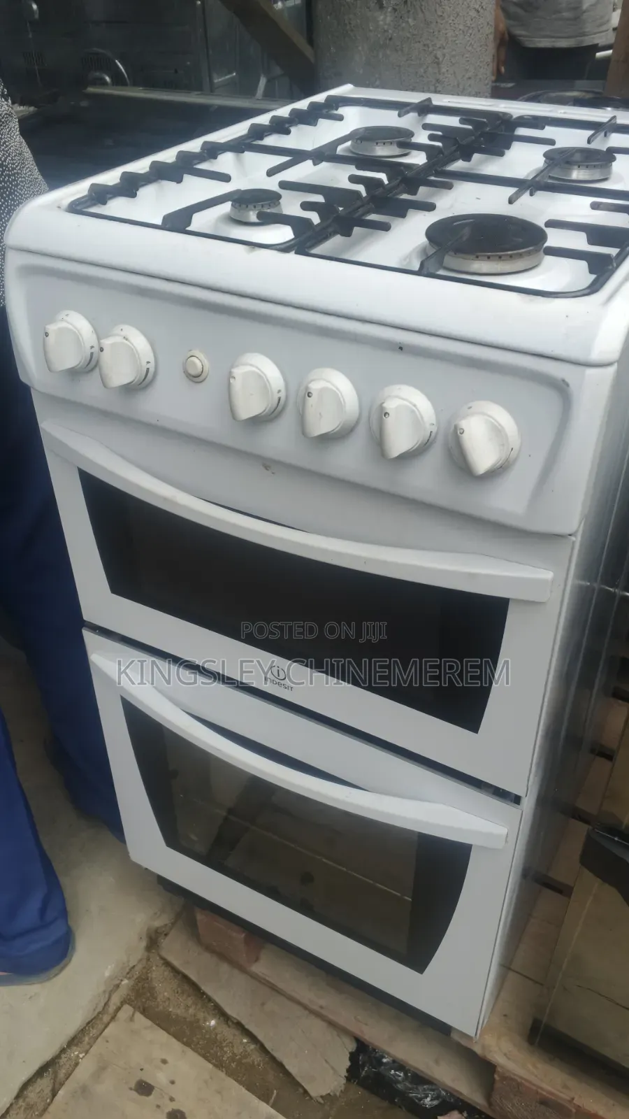4 Bunner Gas With Oven