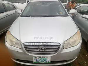 Hyundai Elantra 2008 Silver