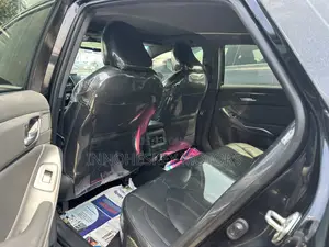 Toyota Avalon XLE 2020 Black