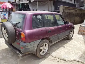 Toyota RAV4 1998 Purple
