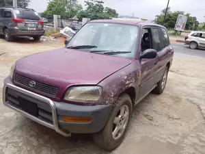 Toyota RAV4 1998 Purple