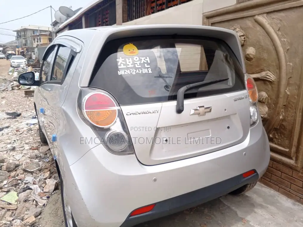 Chevrolet Spark LT 2012 Silver