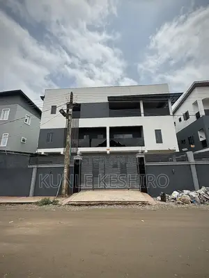 8bdrm Mansion in P&T Estate, Abesan for sale