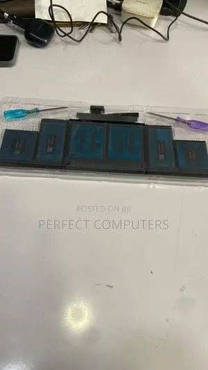 Replacement MacBook Air A1496 / A1377 / A1405 Battery