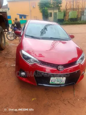 Toyota Corolla 2016 Red