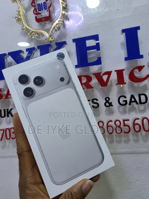 New Apple iPhone 17 Pro Max 256 GB White