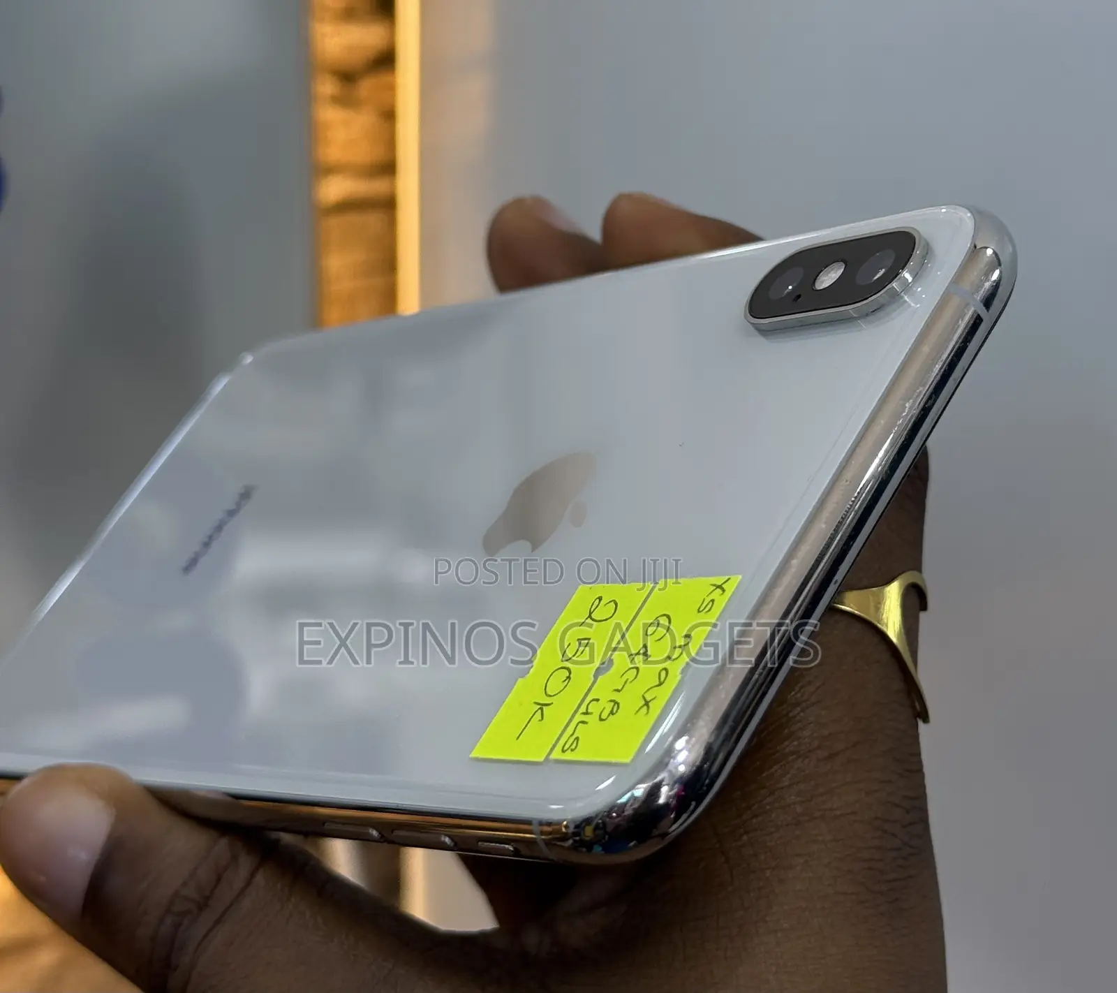 Apple iPhone XS Max 64 GB White