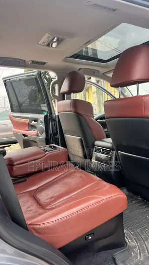 Lexus LX 570 AWD 2017 Gray