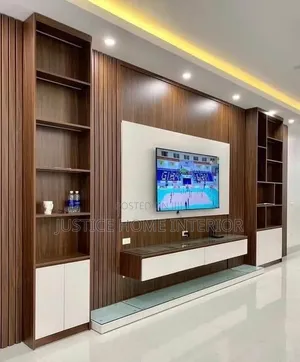 Smart TV Console