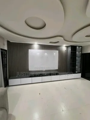 Smart TV Console