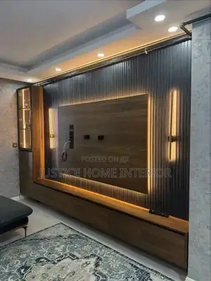 Smart TV Console