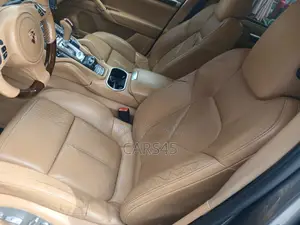 Porsche Cayenne S 2012 Gray