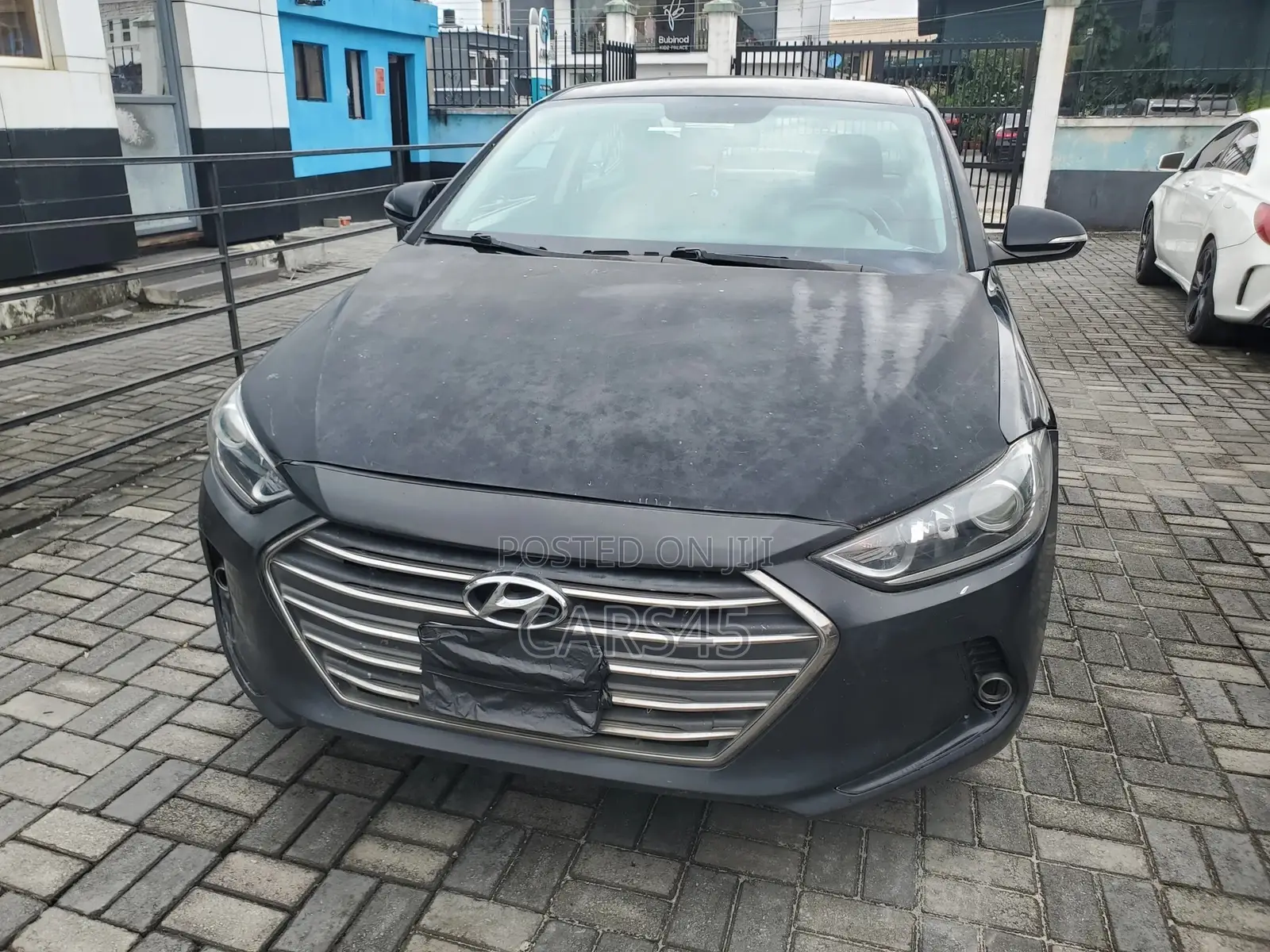 Hyundai Elantra 2018 Black