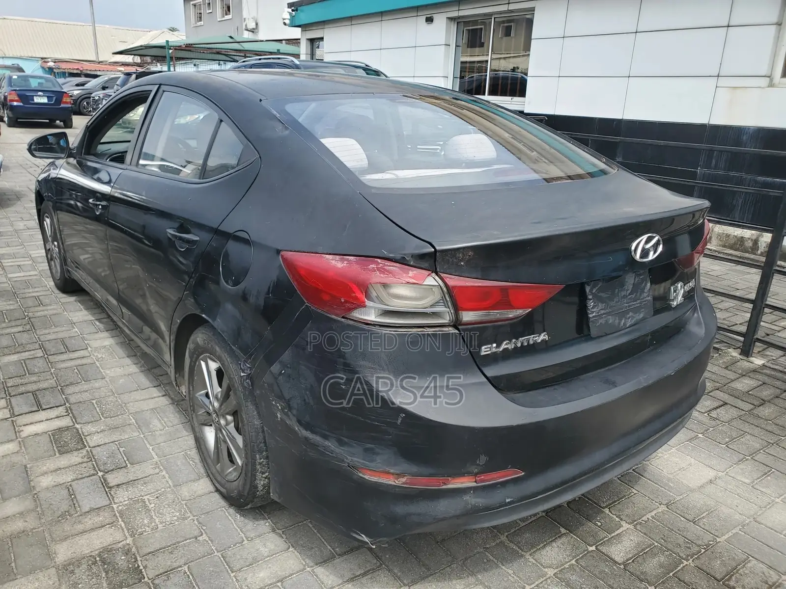 Hyundai Elantra 2018 Black