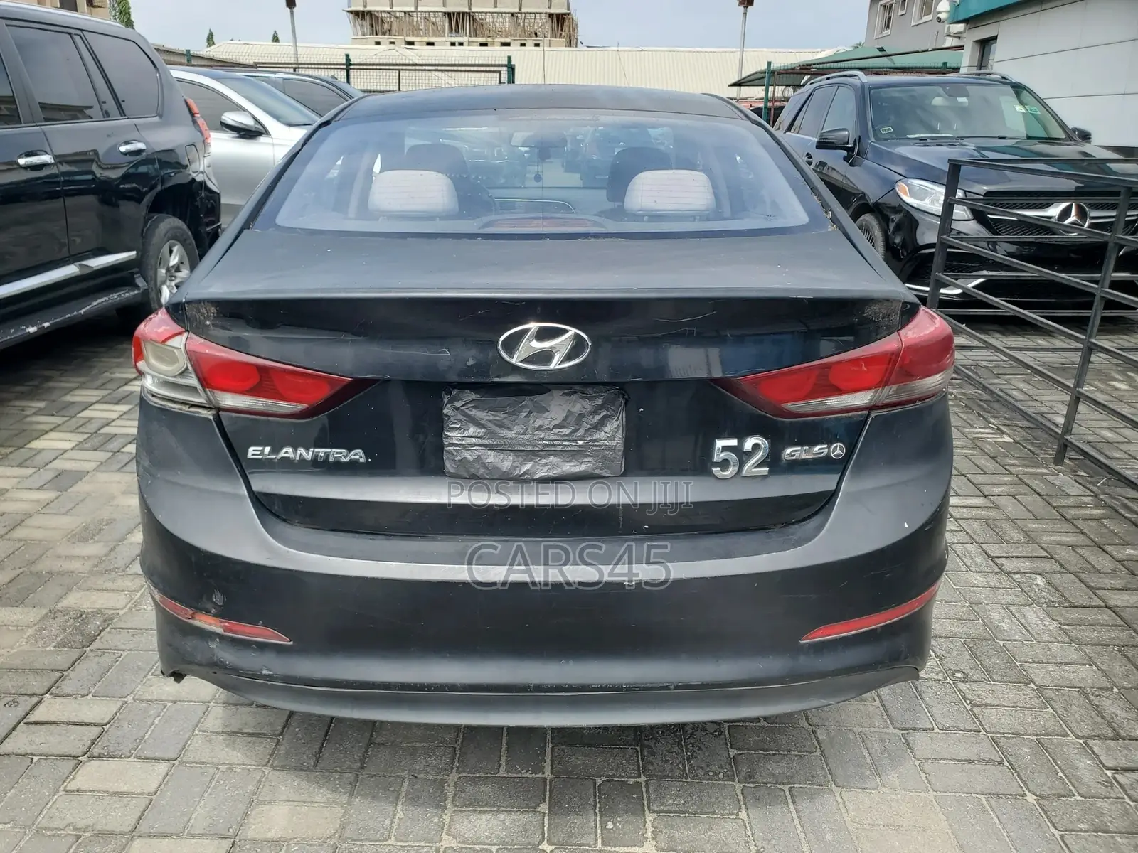 Hyundai Elantra 2018 Black