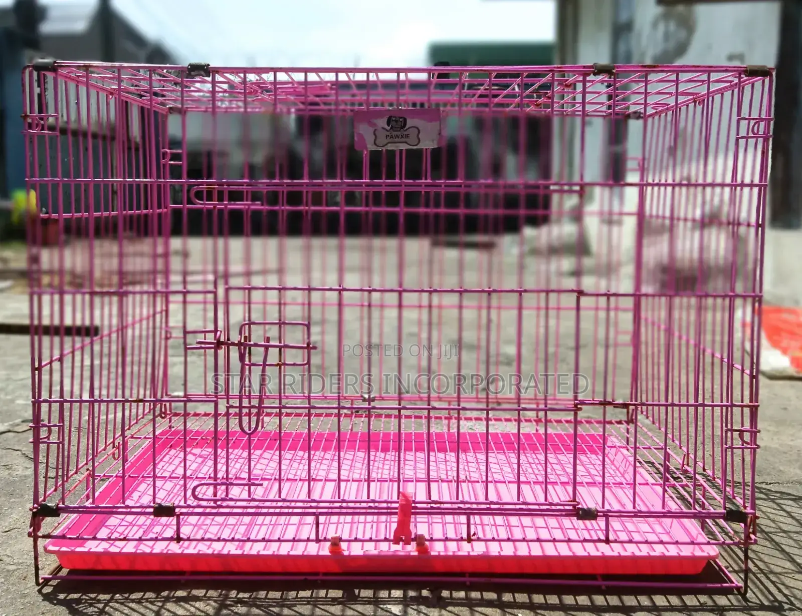 Used Size 3 Collapsible Cage Available for Sale