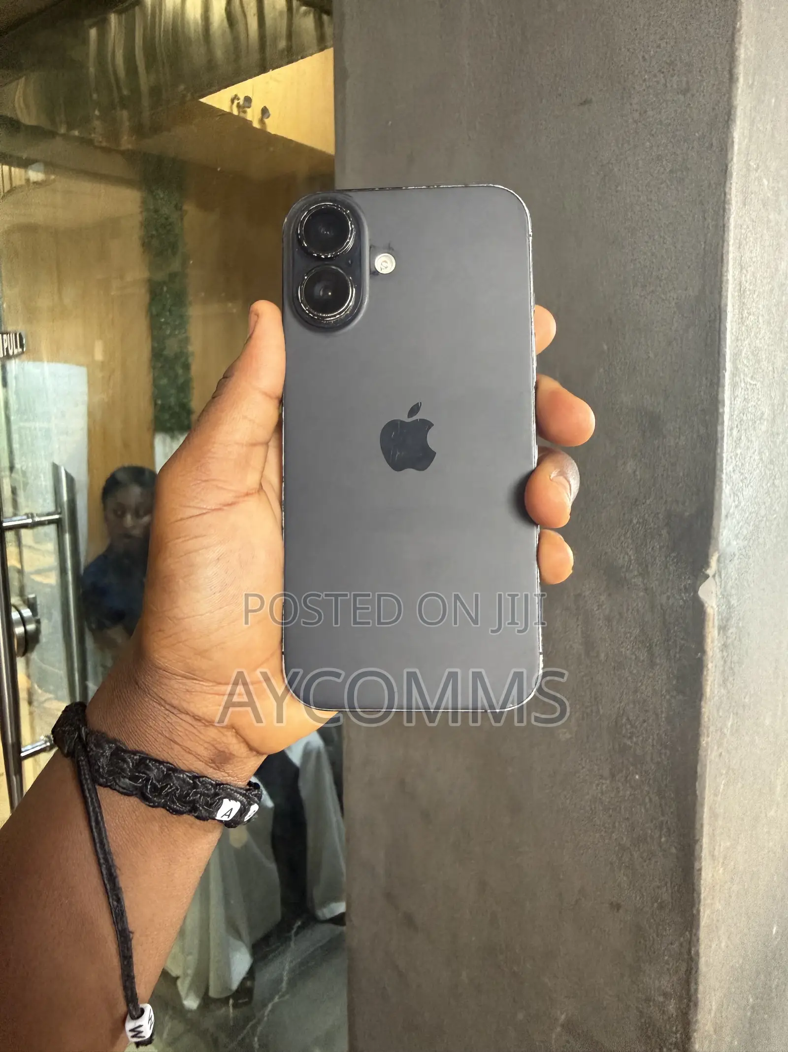 Apple iPhone 16 128 GB Gray