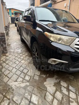 Toyota Highlander 2012 Black
