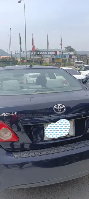 Toyota Corolla Base 4dr Sedan (1.8L 4cyl 5M) 2010 Blue