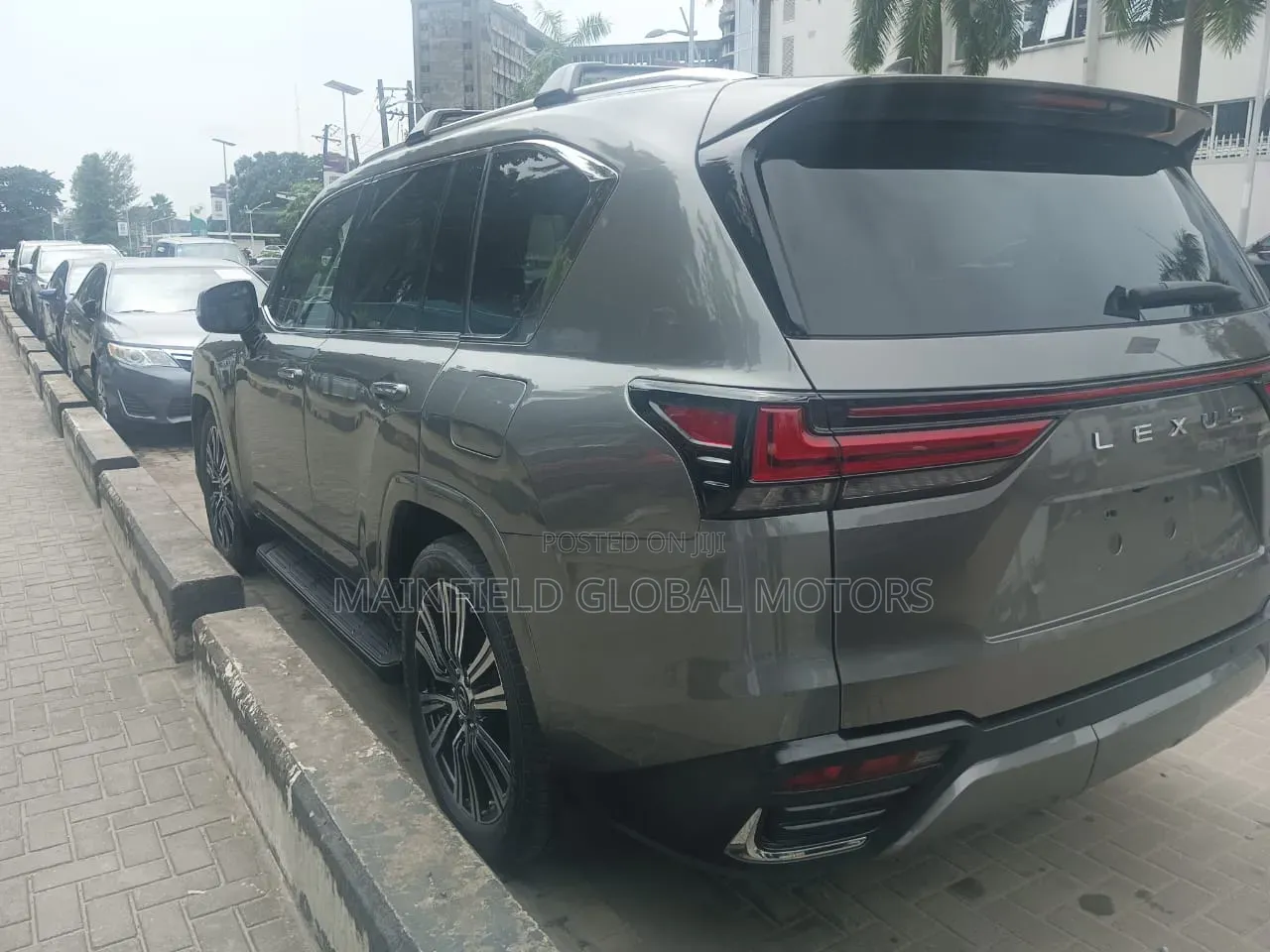 Lexus LX 600 2022 Gray