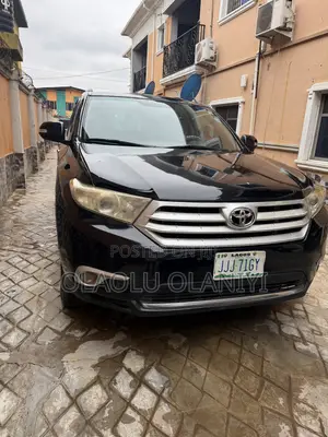 Toyota Highlander 2012 Black