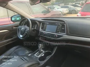 Toyota Highlander 2018 Gray