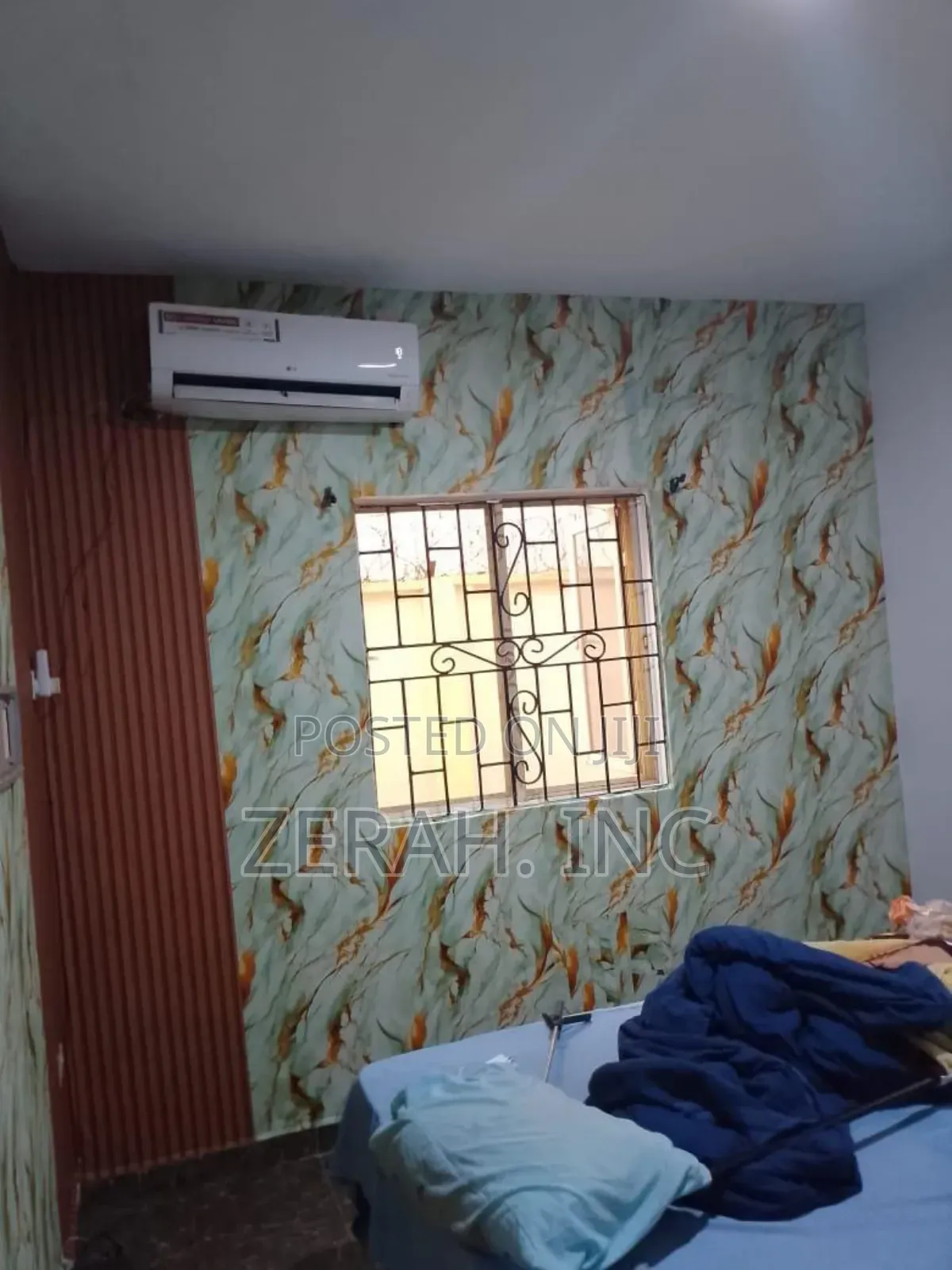 Wallpaper Installation