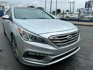 Hyundai Sonata Limited 4dr Sedan (2.4L 4cyl 6A) 2015 Gray