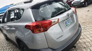 Toyota RAV4 2015 Silver