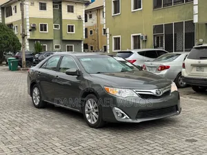 Toyota Camry 2012 Green