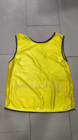 Single-Face Training Bibs