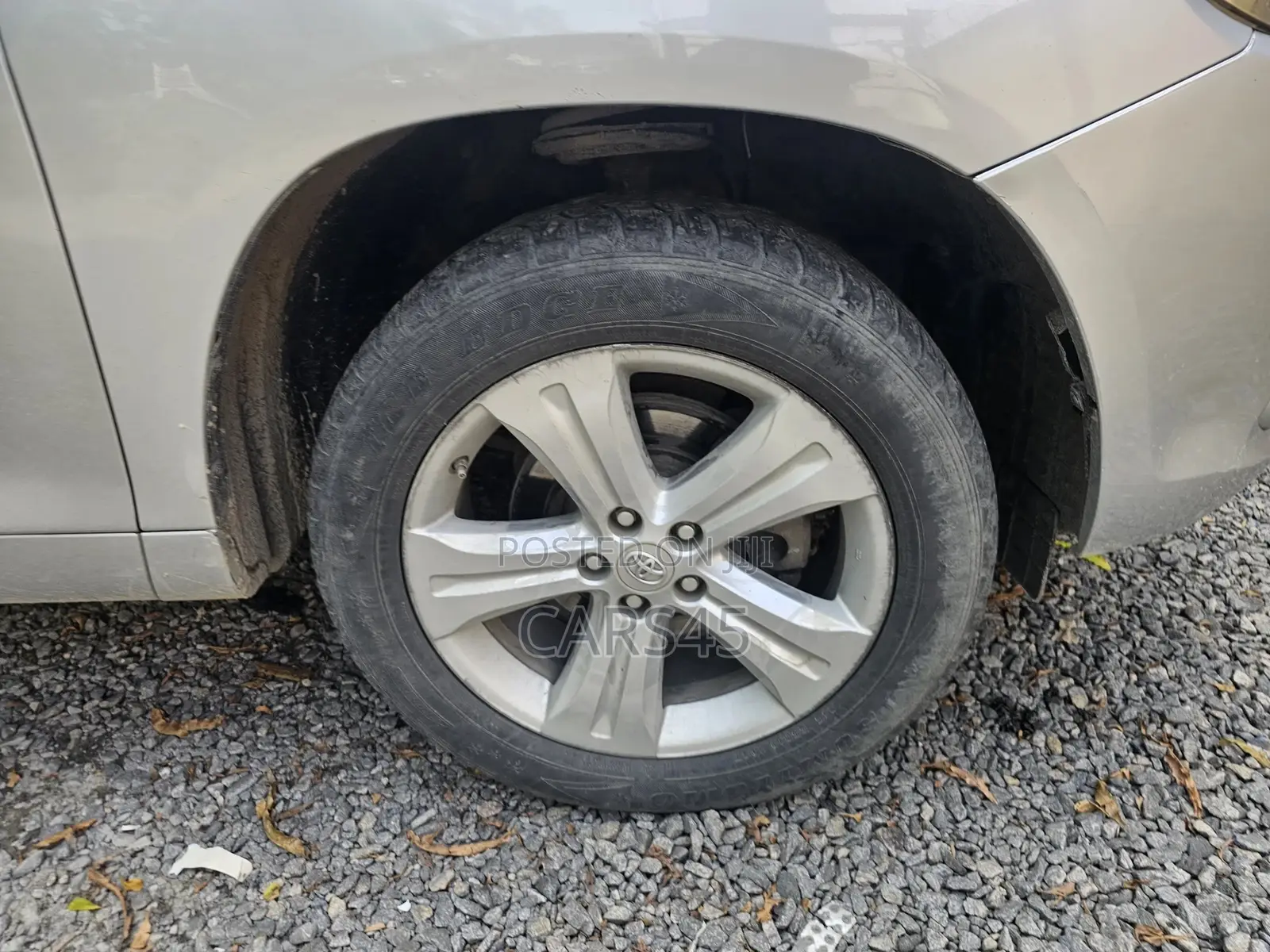 Toyota Highlander 2010 Silver